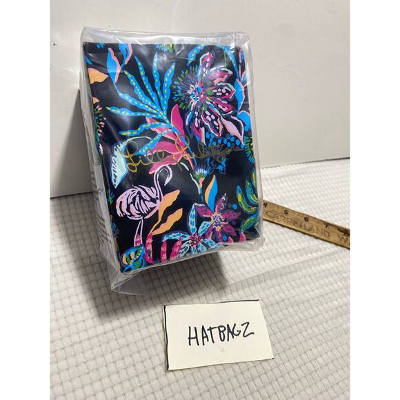 NEW Lilly Pulitzer Printed Scented Candle Onyx Paradise Glow accessor 8 oz - Picture 2 of 6